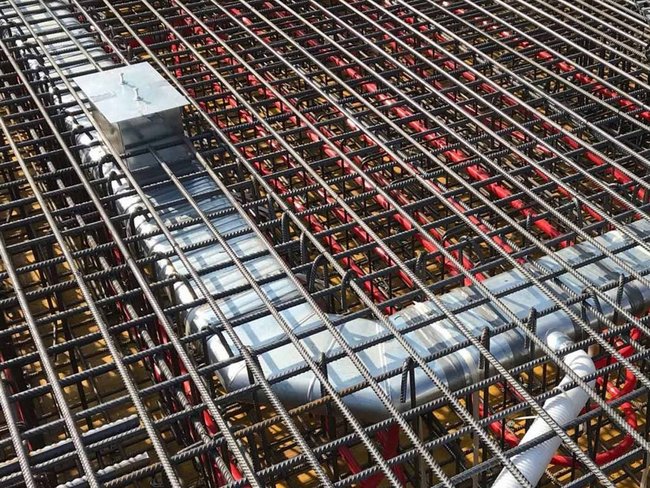 Ovale Luftleitungen in Gitterkonstruktion